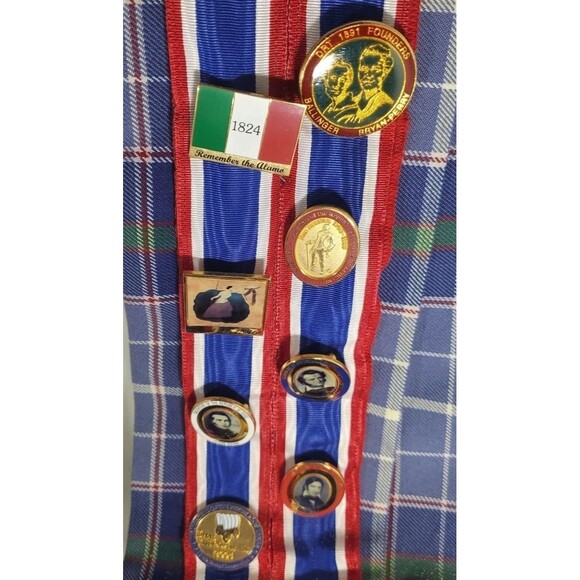 Vtg DRT Pin Collection/Lot-Membership Pin 1/10 10K Charles Roberts 10K + 13 More - Picture 4 of 16